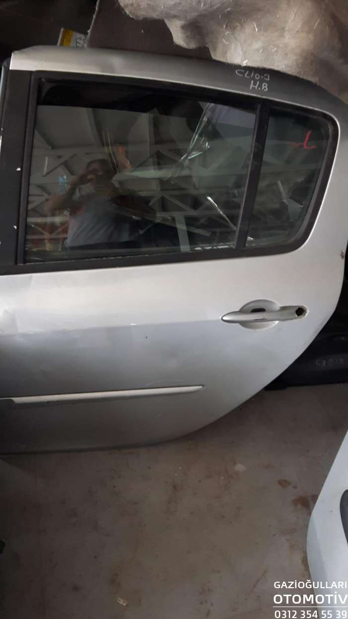 Renault Clio 3 Hb Çıkma Sol Arka Kapı
