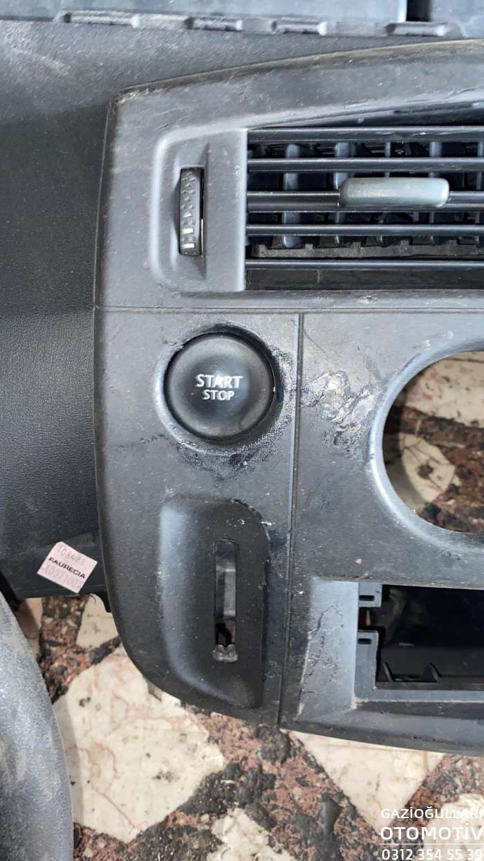Renault Scenic 2 Çıkma Start-Stop Düğmesi