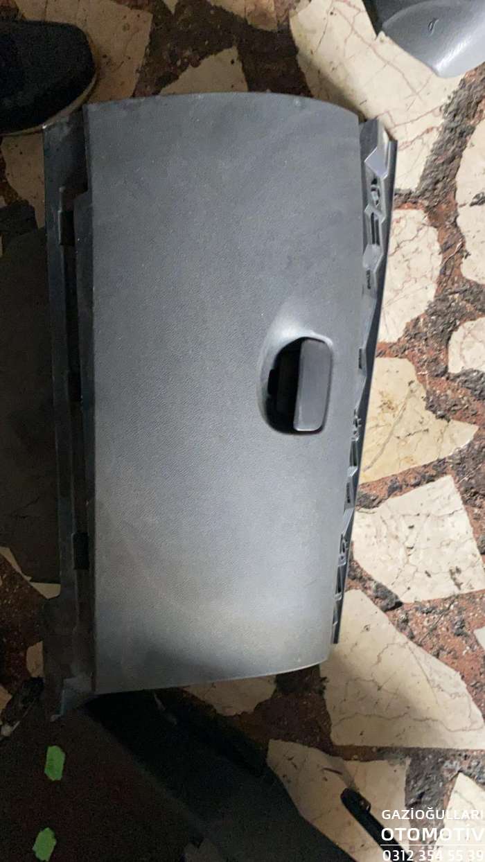 Renault Fluence Çıkma Torpido Gözü Kapağı
