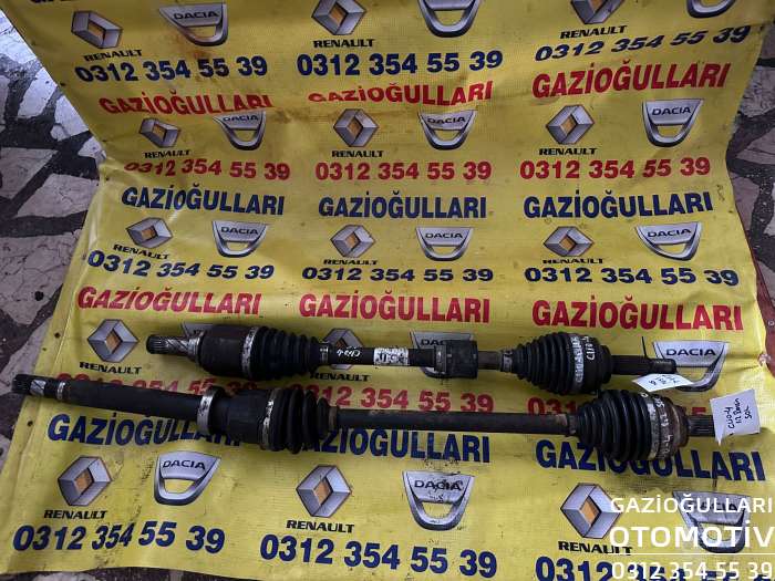 Renault Clio 4 Çıkma 1.2 Benzinli Sağ Sol Akis