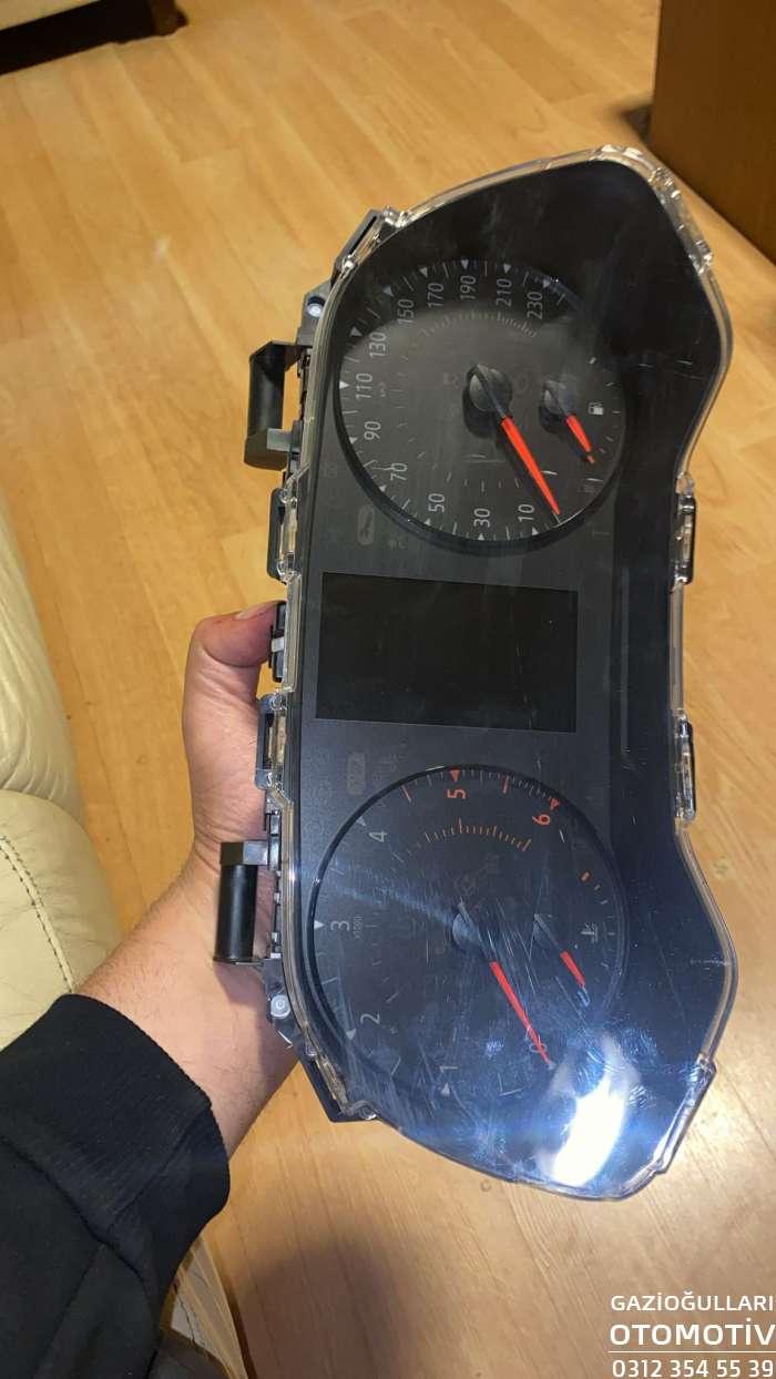 Renault Clio 5 Çıkma 1.0 Km Saati Kilometre