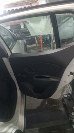 Dacia Sandero Stepway 3 Çıkma Sağ Arka Kapı Döşemesi